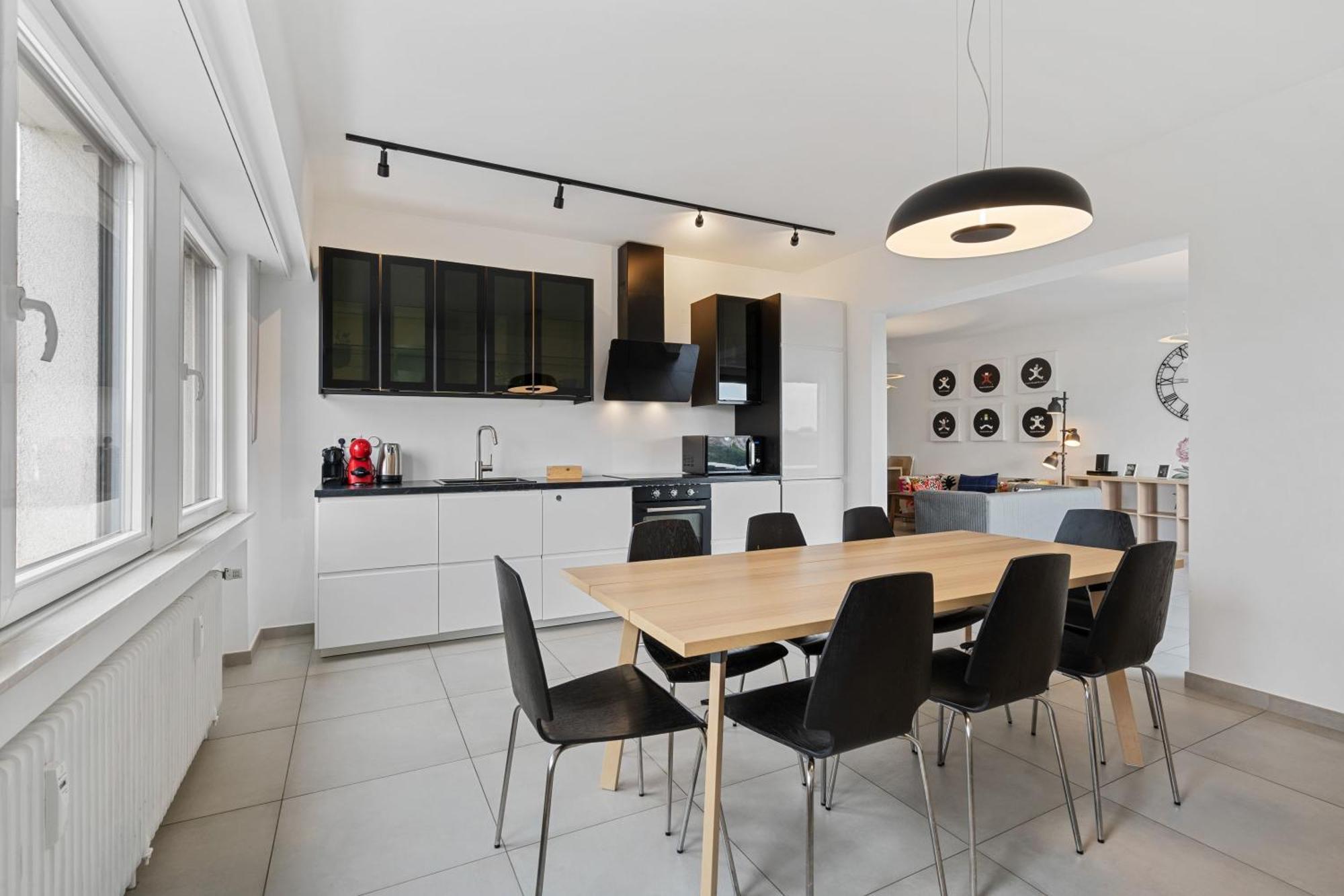 Central Lux 2Br Apt With City Views & Balcony Luxemburg Kültér fotó