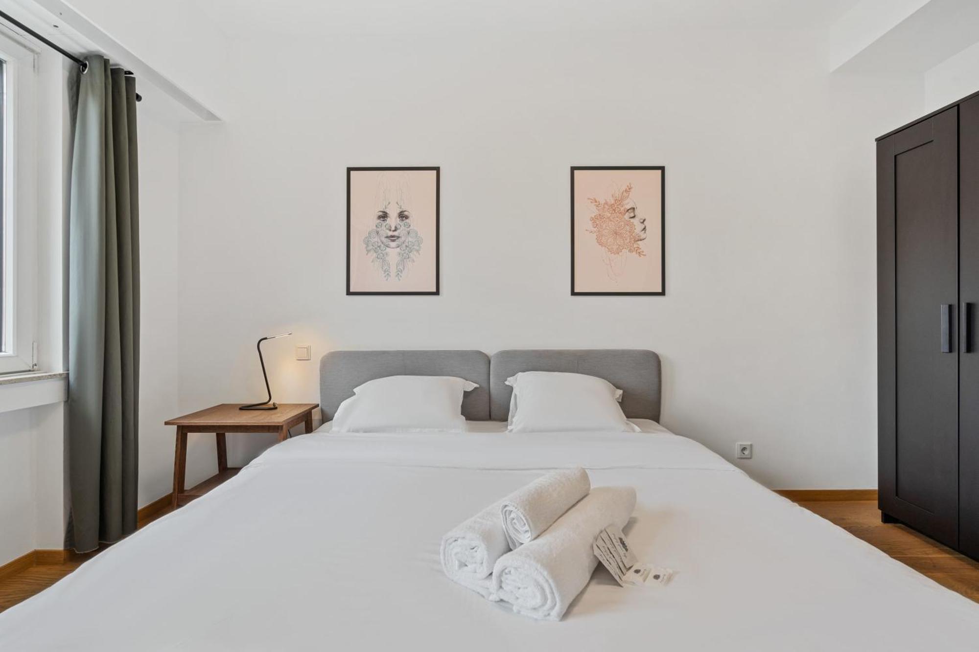 Central Lux 2Br Apt With City Views & Balcony Luxemburg Kültér fotó