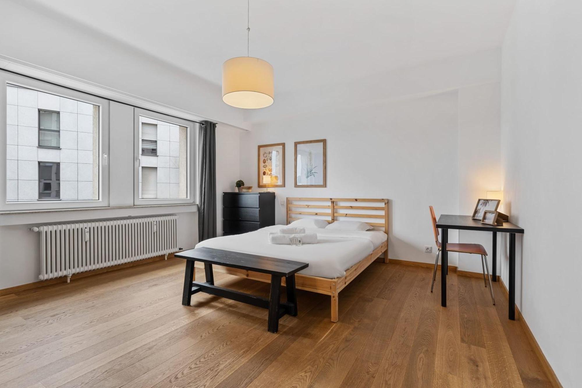 Central Lux 2Br Apt With City Views & Balcony Luxemburg Kültér fotó